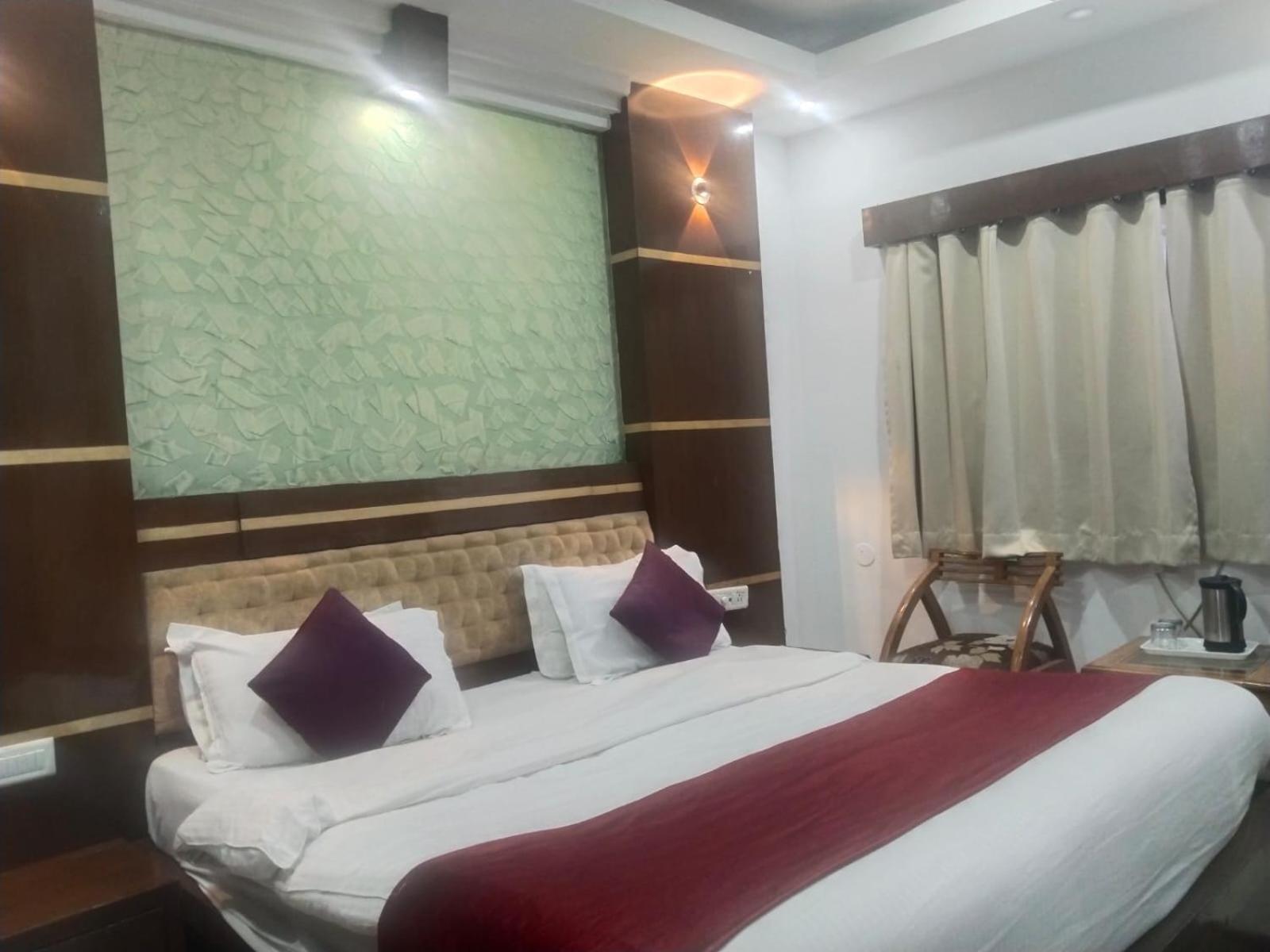 Hotel Raj Mandir หริทวาร ภายนอก รูปภาพ