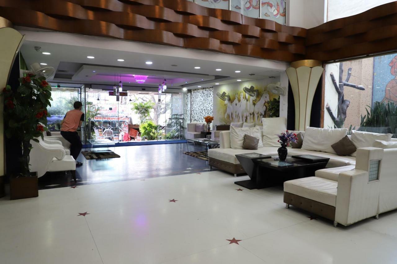 Hotel Raj Mandir หริทวาร ภายนอก รูปภาพ